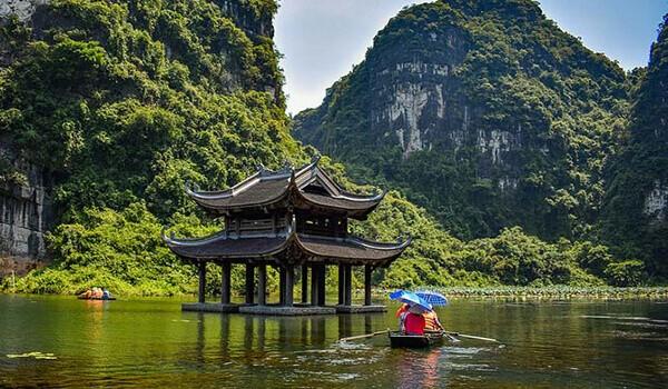 Tour Tràng An – Ninh Bình 1 Ngày